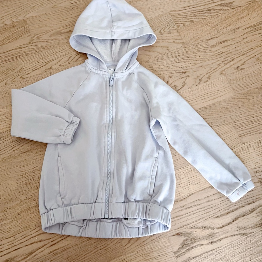 ✨ Old Navy Cozy Zip-Up Hoodie – Size 5T | Soft Fleece Lining